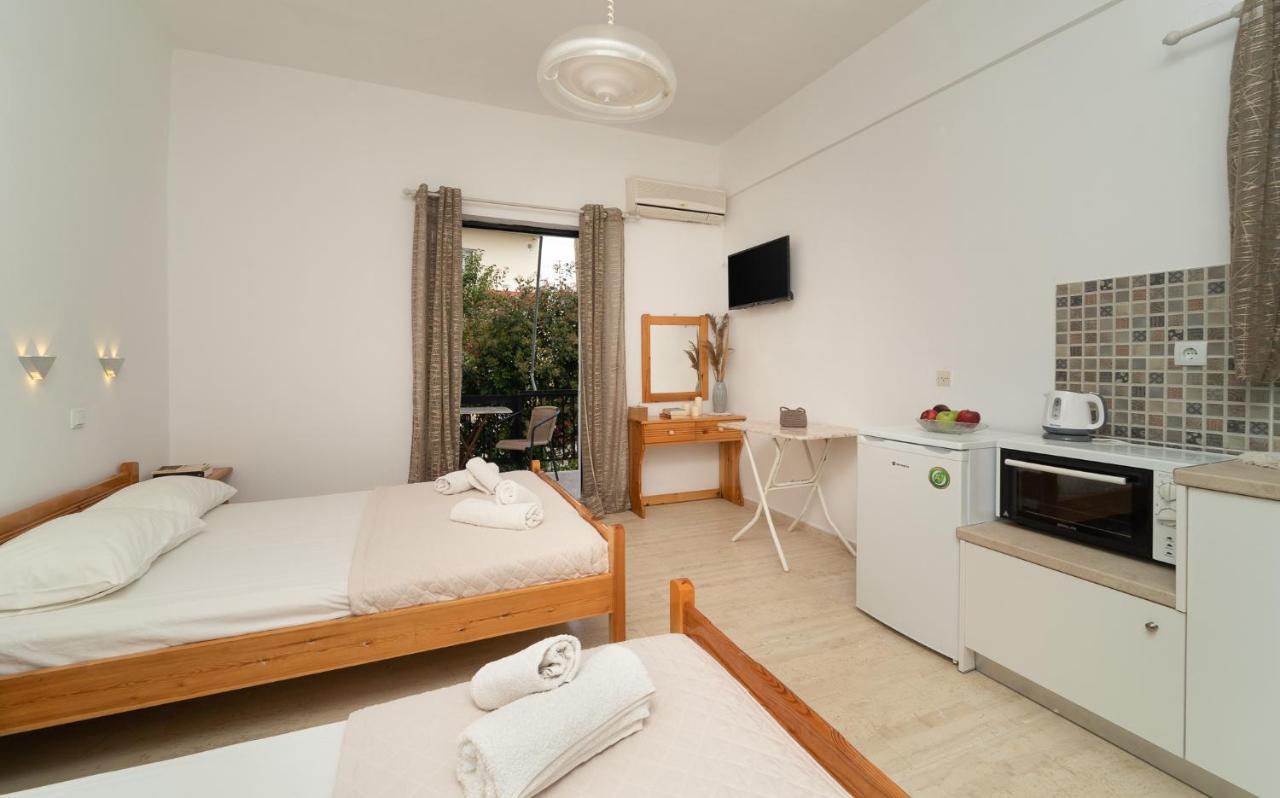 Tsimiklis Apartments Finikounda Zewnętrze zdjęcie