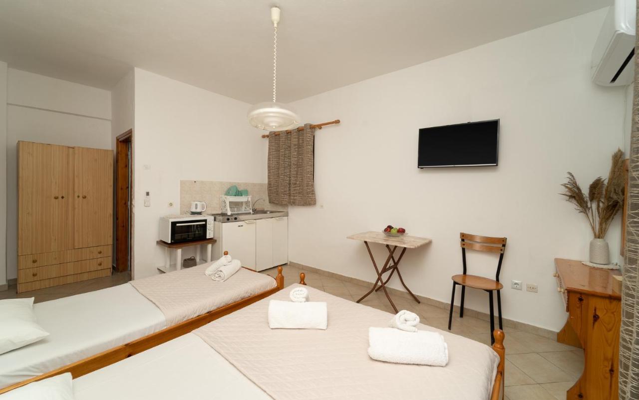 Tsimiklis Apartments Finikounda Zewnętrze zdjęcie