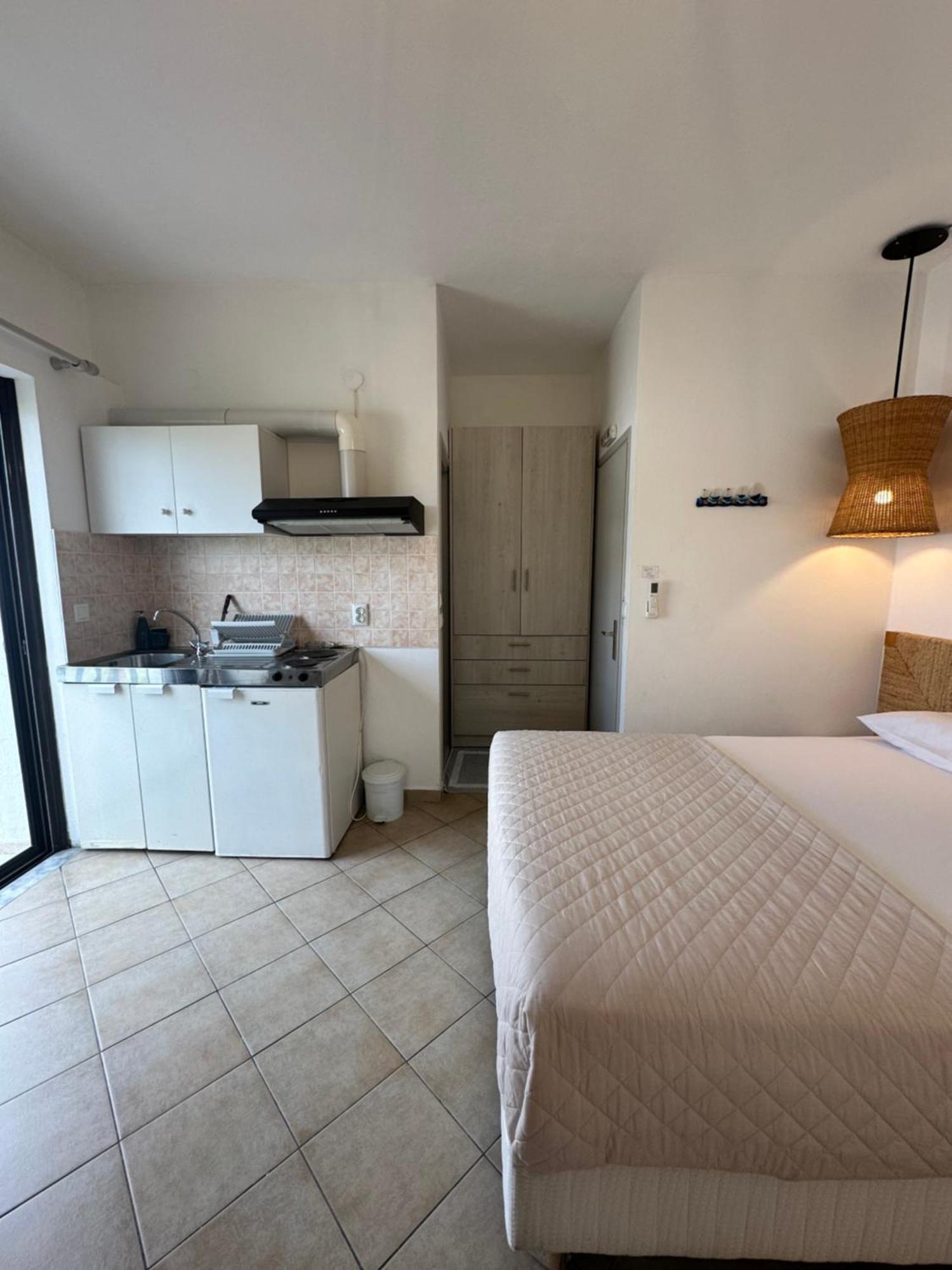 Tsimiklis Apartments Finikounda Zewnętrze zdjęcie